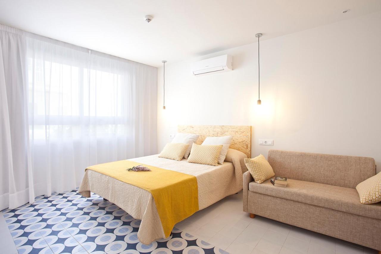 Bj Cala Morlanda Estudios (Adults Only) 실로트 외부 사진